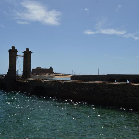 Bright, Modern Apartment In The Heart Of Arrecife エクステリア 写真