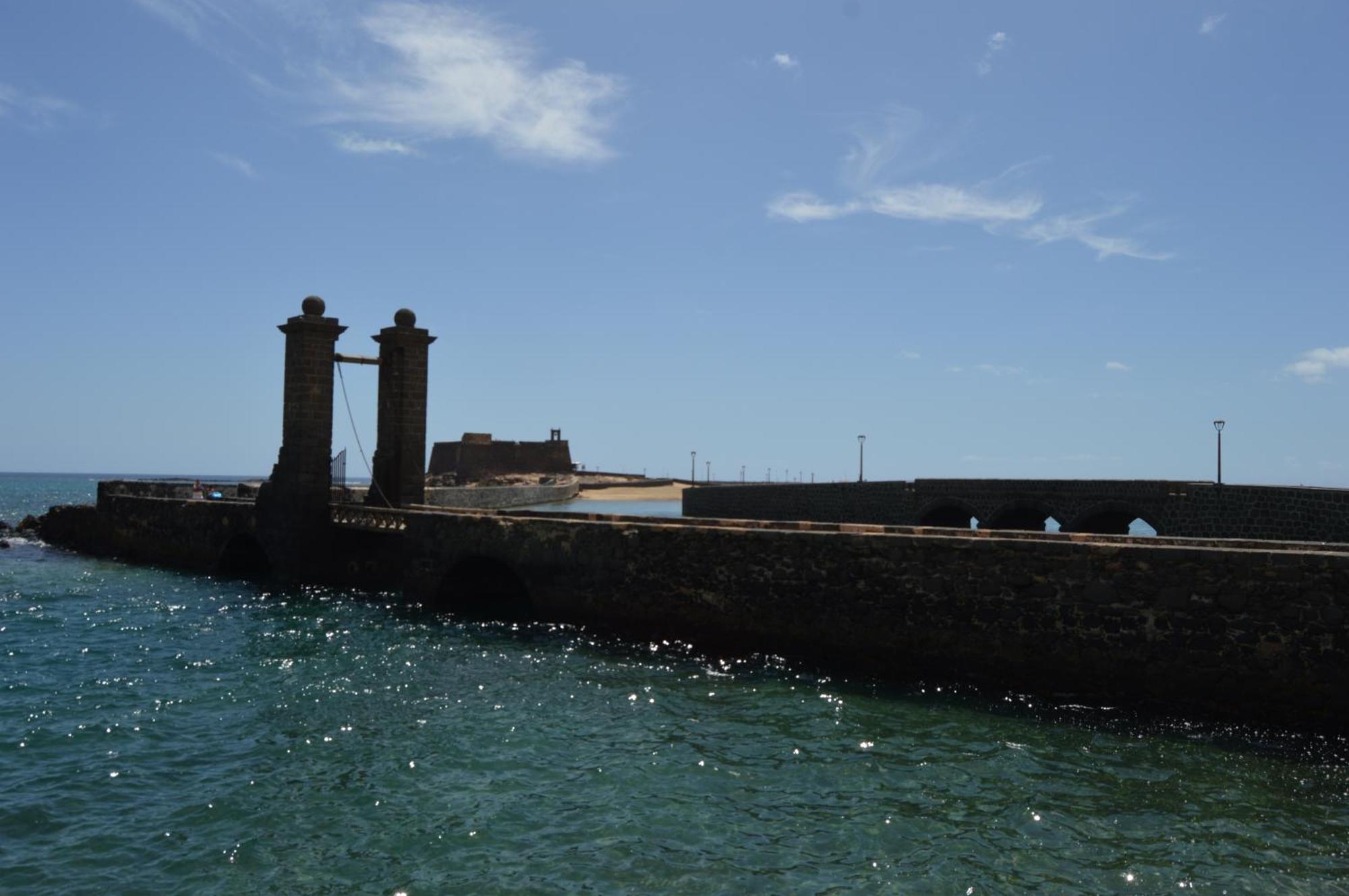Bright, Modern Apartment In The Heart Of Arrecife エクステリア 写真